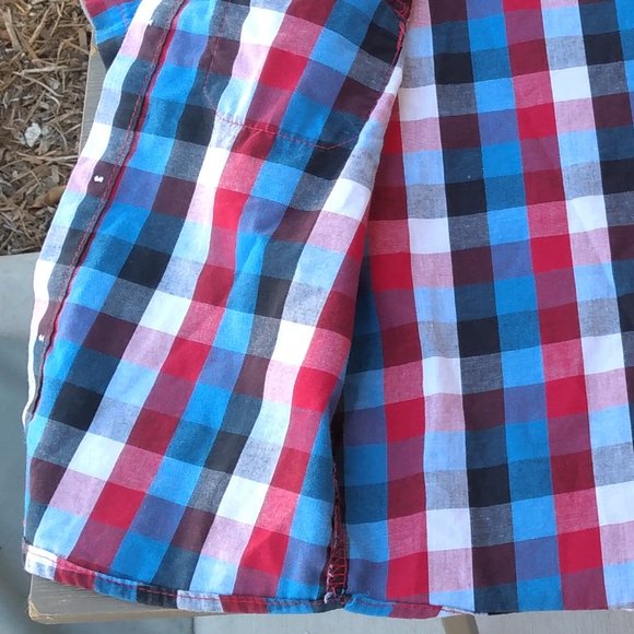 2/8 American Hero Plaid Button Up Shirt For Toddlers Size 4T - Picture 13 of 16